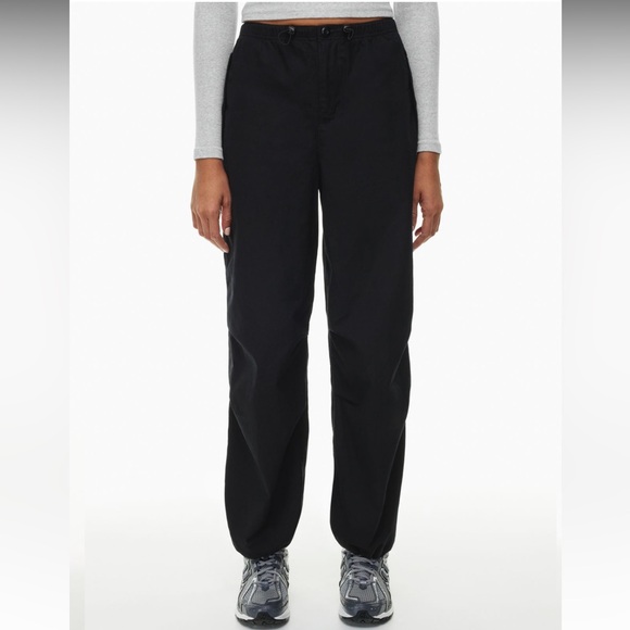 Aritzia TNA Aviator Parachute Pant - Picture 5 of 5